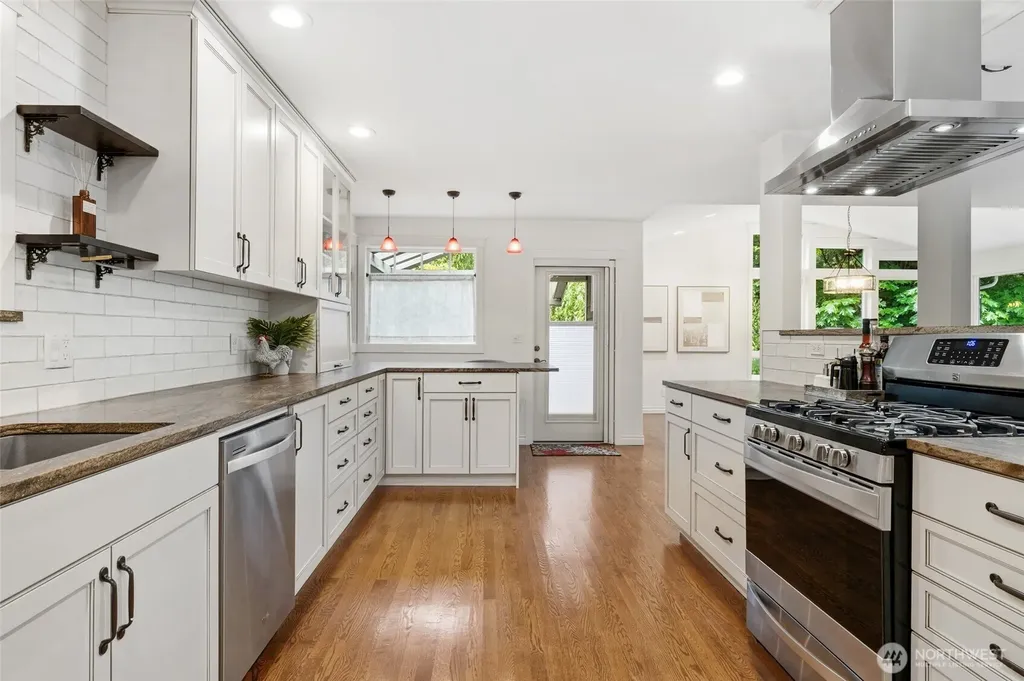 11019 NE 140th Street Kirkland WA 98034