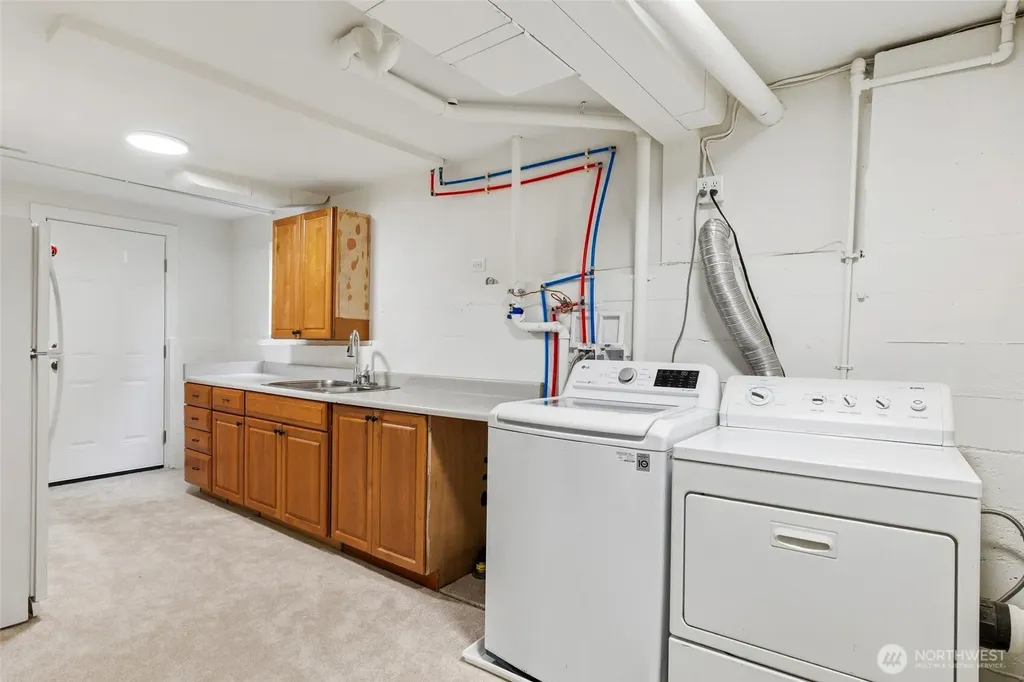 11019 NE 140th Street Kirkland WA 98034