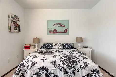 2744 S 120th Place Seattle WA 98168
