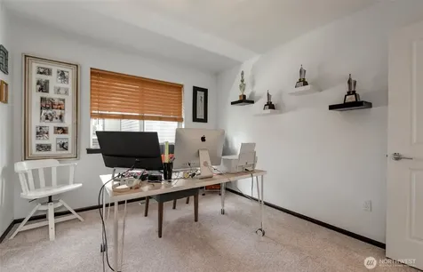 2744 S 120th Place Seattle WA 98168