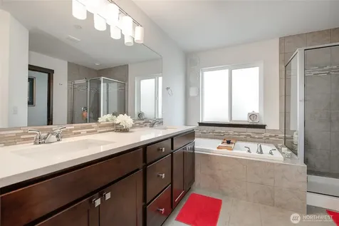 2744 S 120th Place Seattle WA 98168