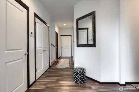 2744 S 120th Place Seattle WA 98168
