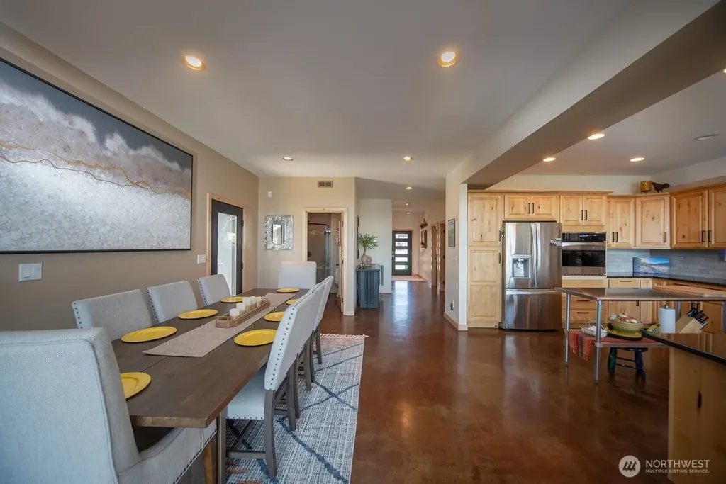 25053 SW Wanapum Street Quincy WA 98848
