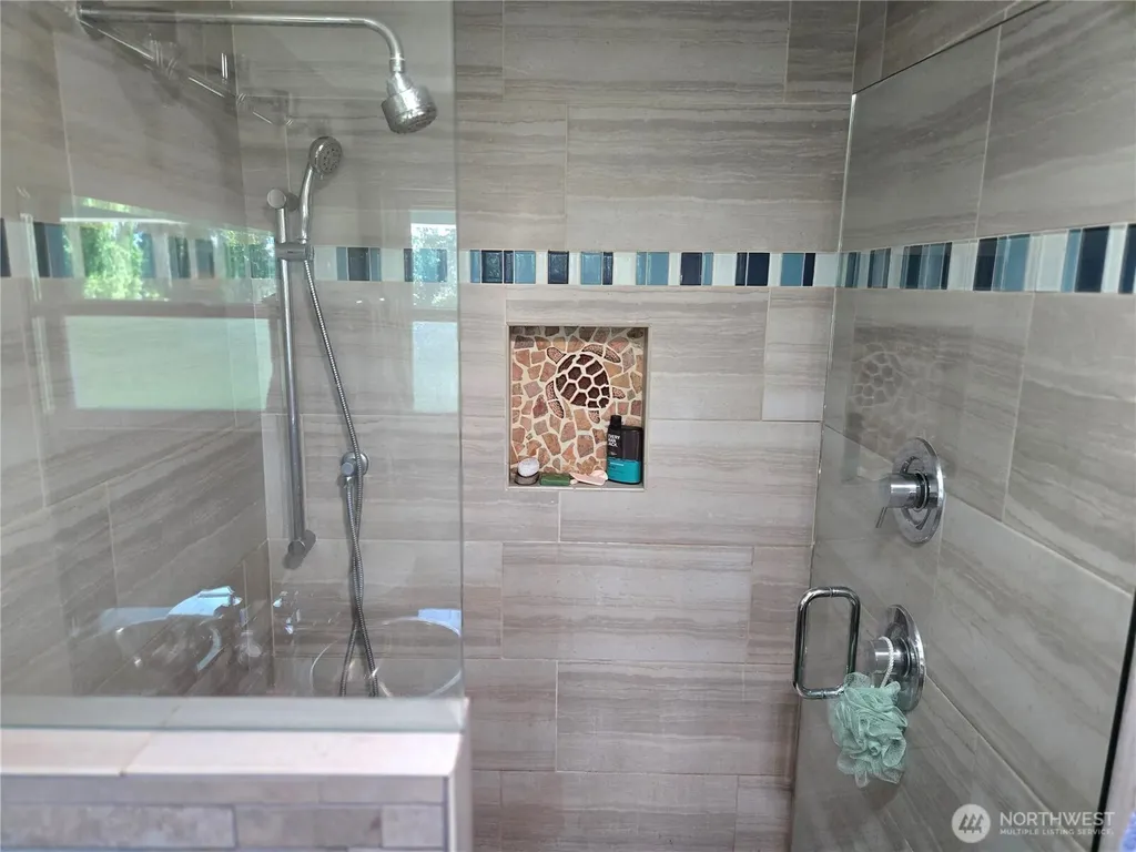 313 NE 191 Street Shoreline WA 98155