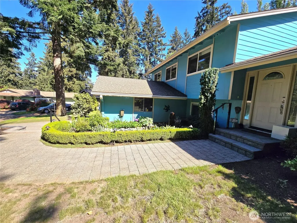 313 NE 191 Street Shoreline WA 98155