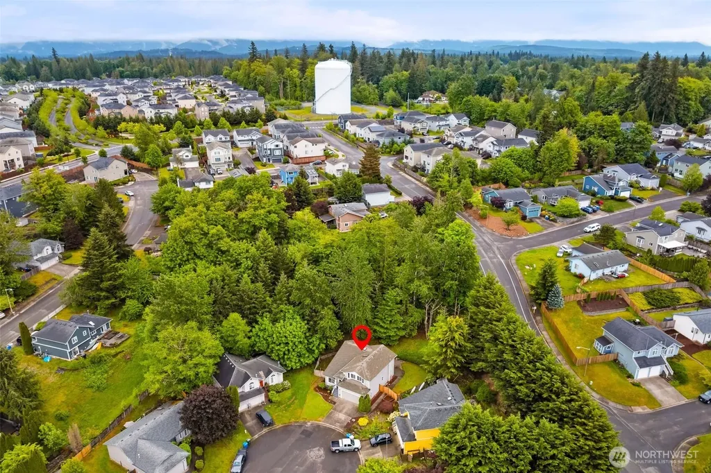 20132 SE 258th Place Covington WA 98042
