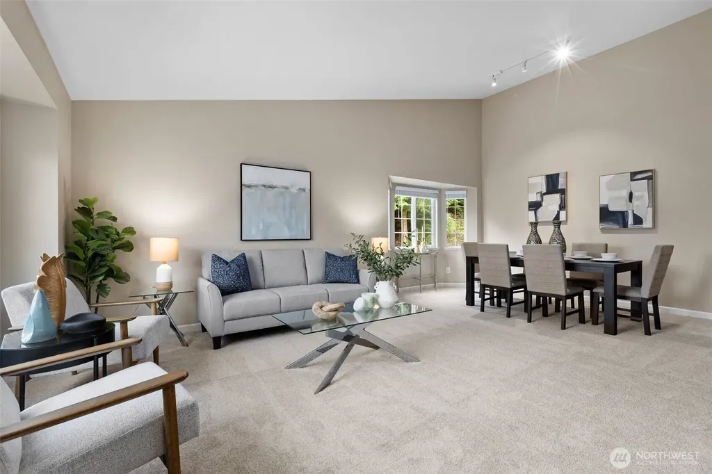 20132 SE 258th Place Covington WA 98042
