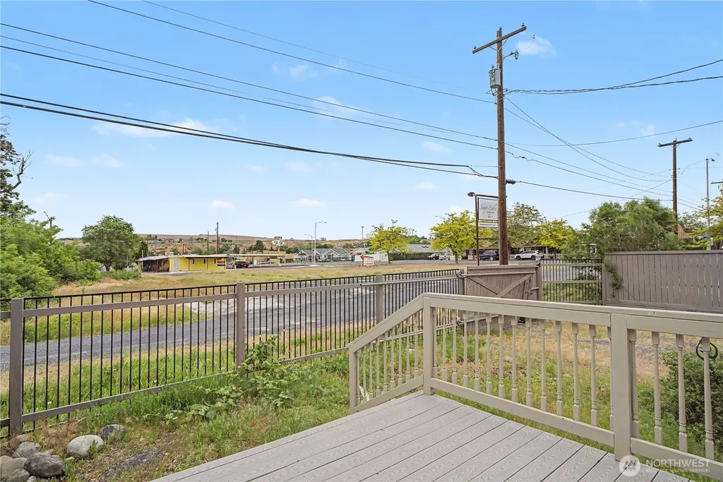 330 E Main Avenue Soap Lake WA 98851