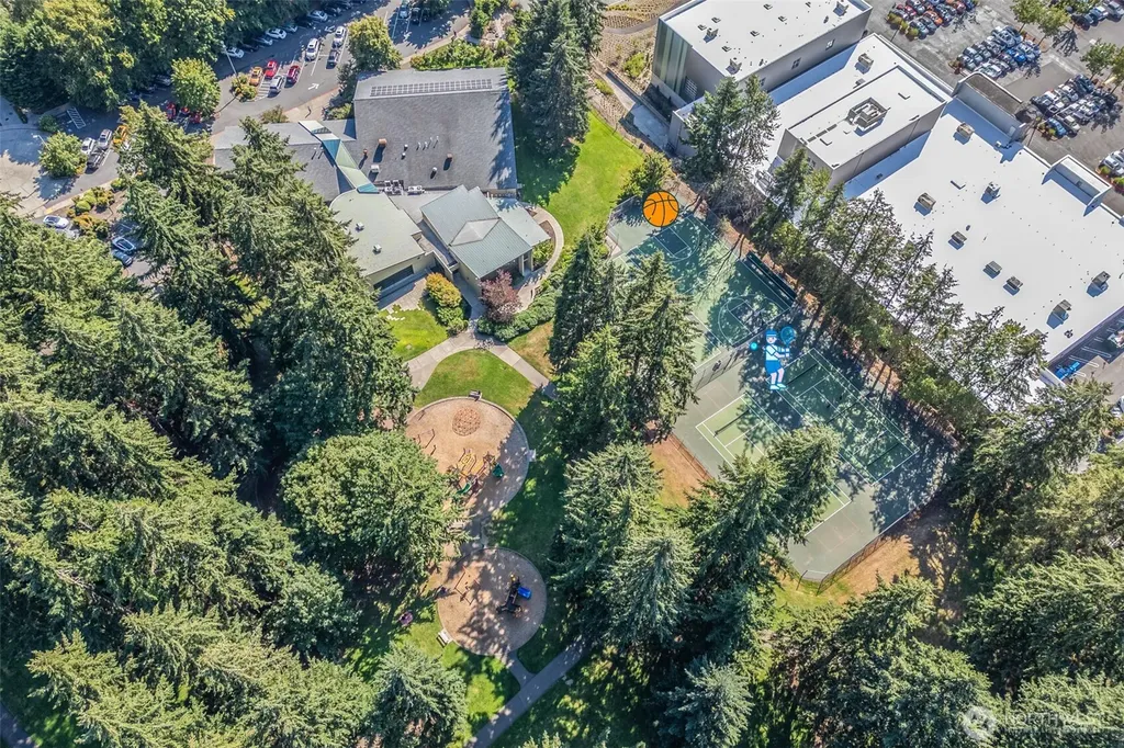16608 NE 9th Street Bellevue WA 98008