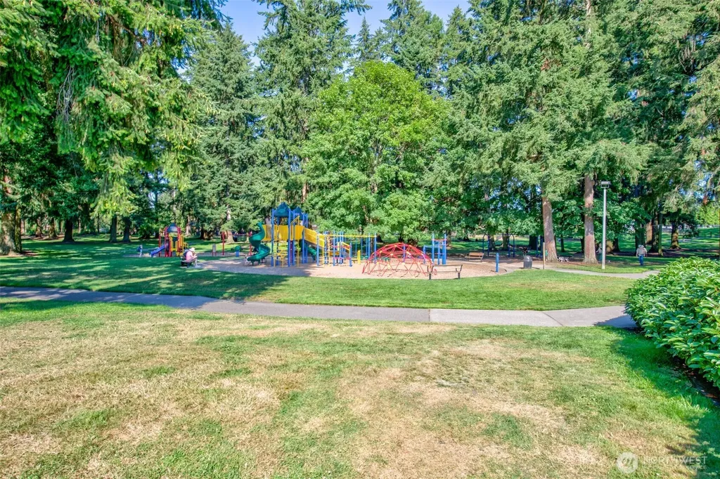 16608 NE 9th Street Bellevue WA 98008