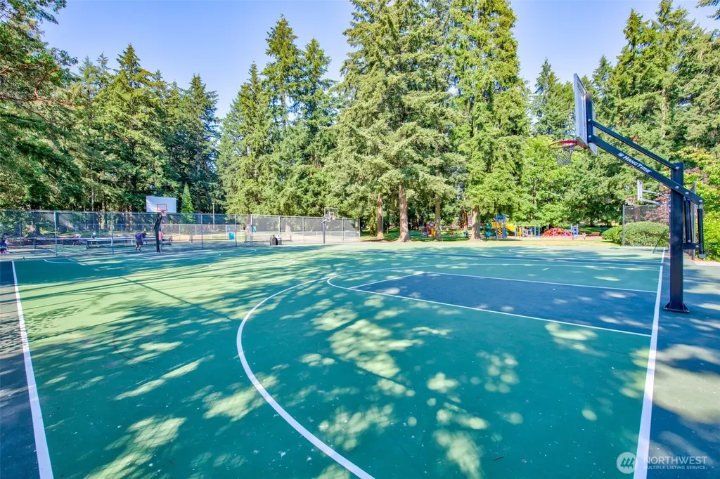 16608 NE 9th Street Bellevue WA 98008