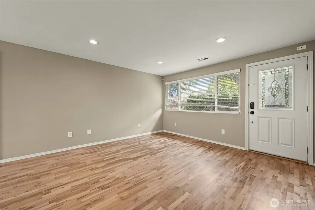 16608 NE 9th Street Bellevue WA 98008
