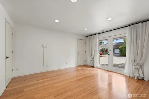 16608 NE 9th Street Bellevue WA 98008