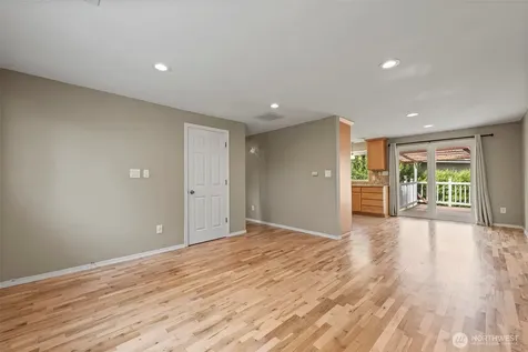 16608 NE 9th Street Bellevue WA 98008