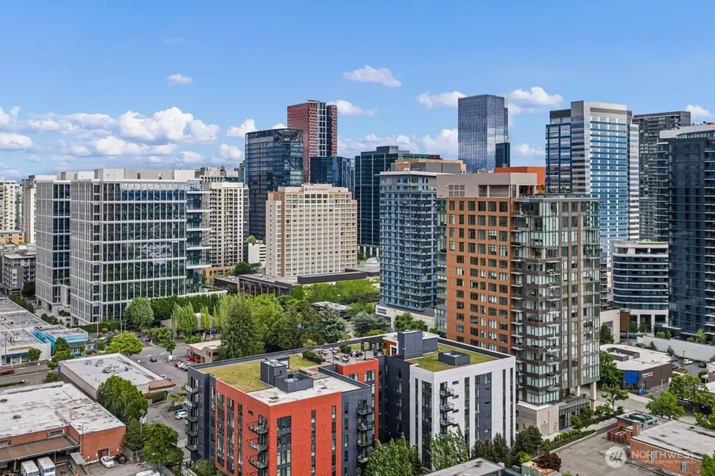 1085 103rd Avenue NE Bellevue WA 98004
