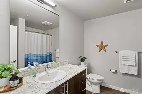 1085 103rd Avenue NE Bellevue WA 98004