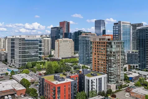 1085 103rd Avenue NE Bellevue WA 98004