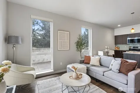 1085 103rd Avenue NE Bellevue WA 98004