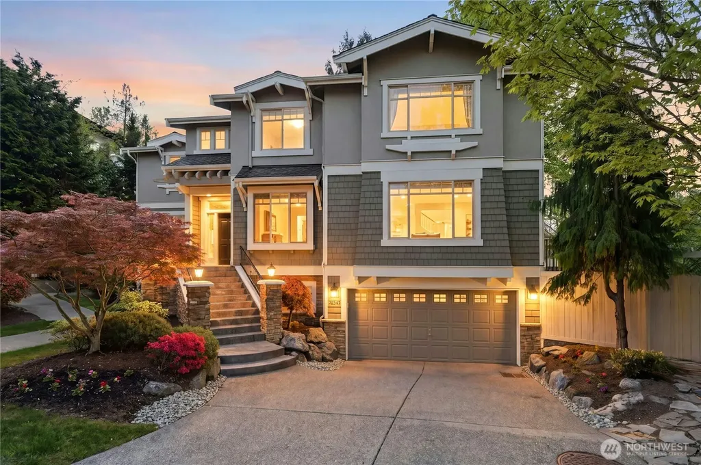 7003 117th Place NE Kirkland WA 98033