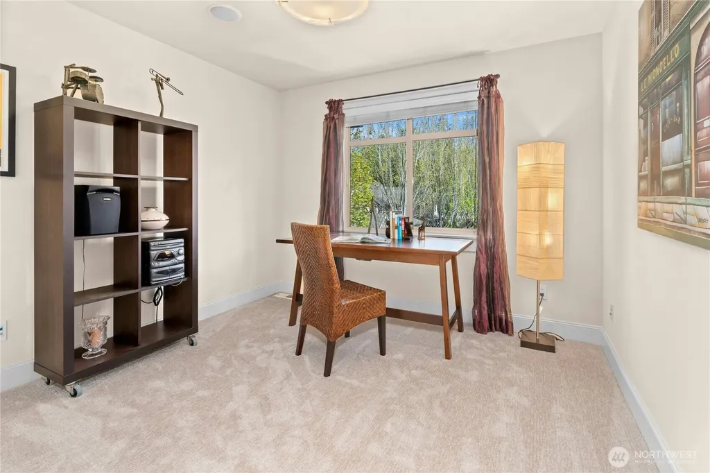 7003 117th Place NE Kirkland WA 98033