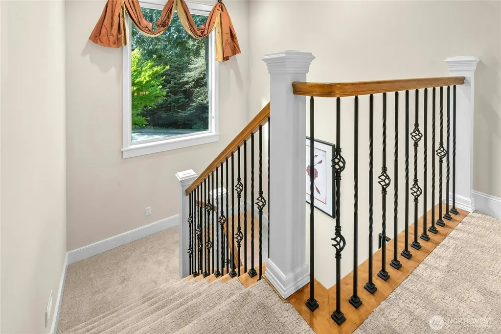 7003 117th Place NE Kirkland WA 98033