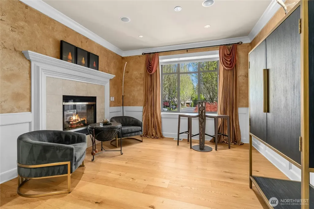 7003 117th Place NE Kirkland WA 98033