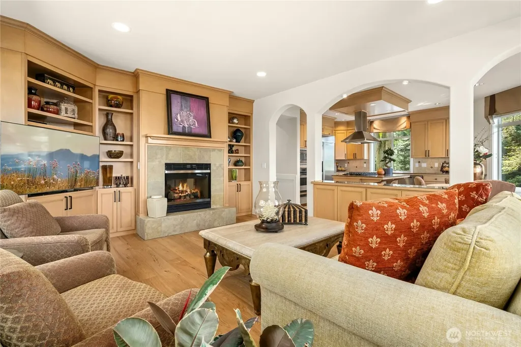 7003 117th Place NE Kirkland WA 98033