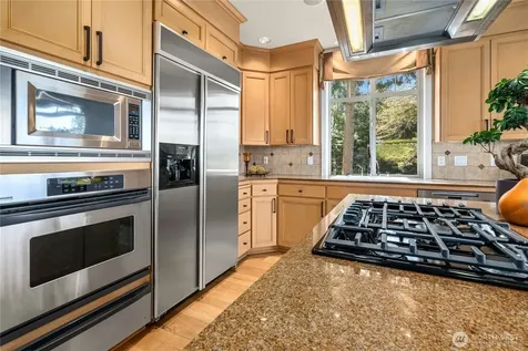 7003 117th Place NE Kirkland WA 98033