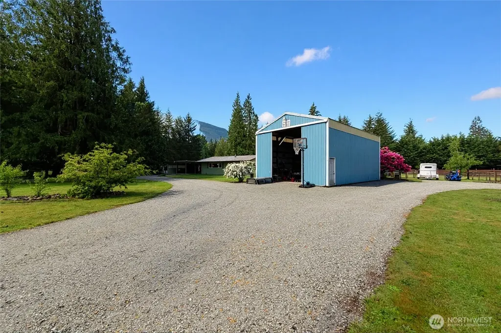 8370 Lusk Road Concrete WA 98237