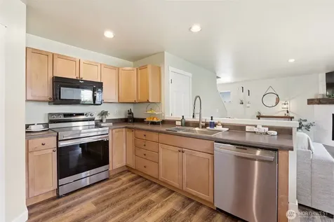 21614 SE 297th Street Kent WA 98042