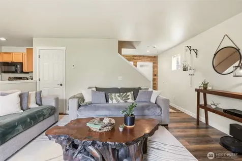 21614 SE 297th Street Kent WA 98042