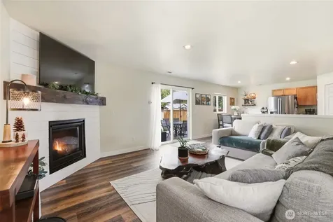 21614 SE 297th Street Kent WA 98042