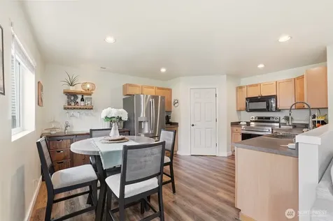 21614 SE 297th Street Kent WA 98042