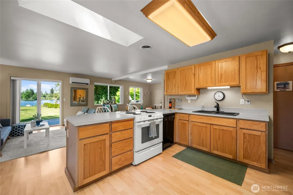 1529 150th Place NW Marysville WA 98271