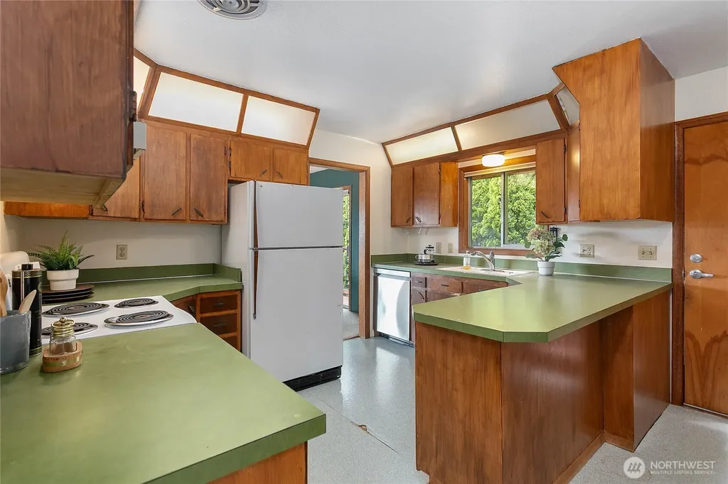 909 10th Street Bellingham WA 98225