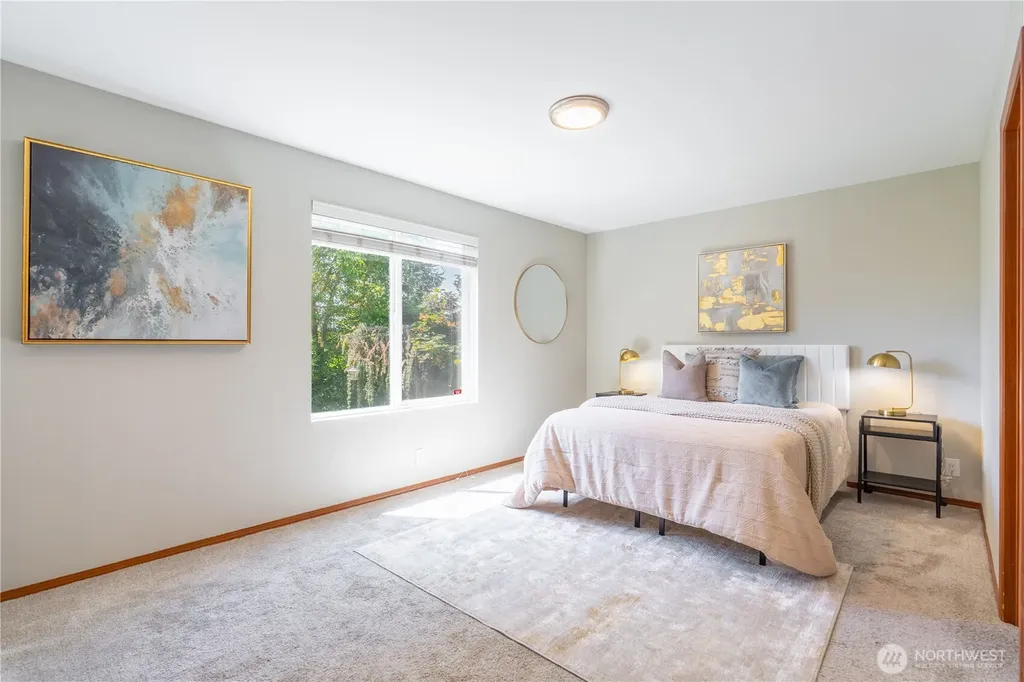 242 Riggs Drive E Enumclaw WA 98022
