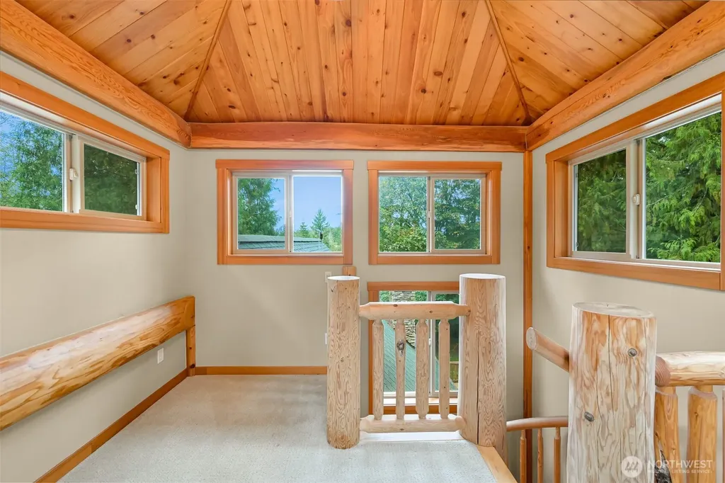 9957 Peace Road Blaine WA 98230