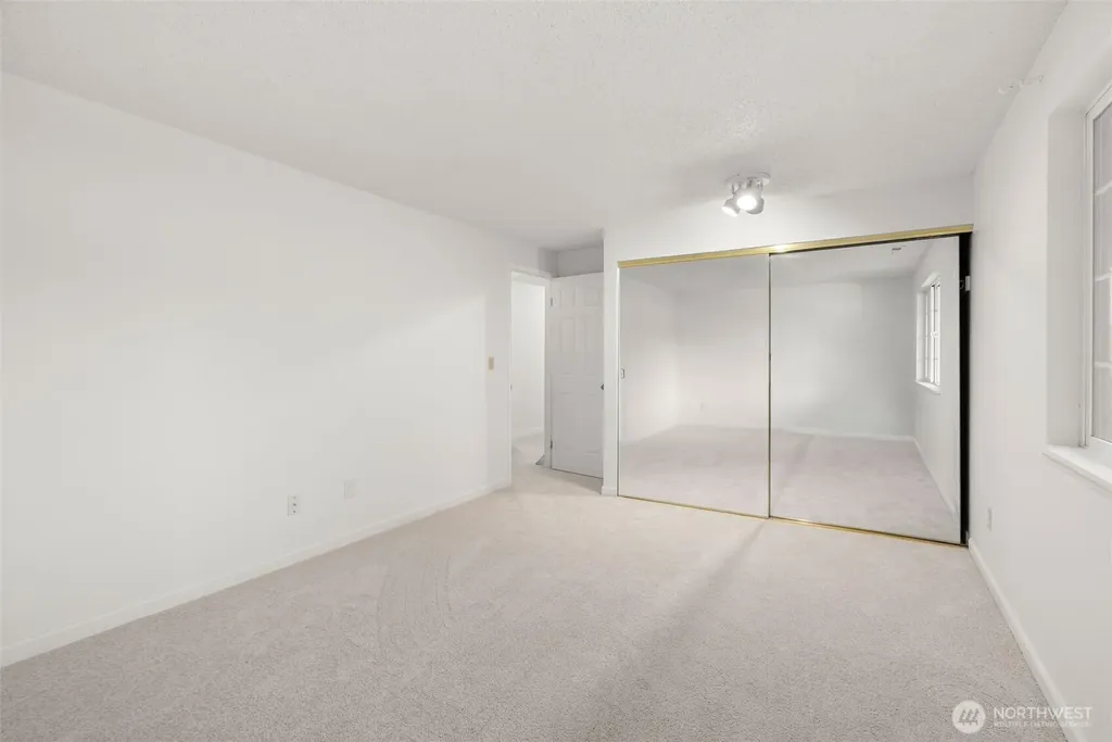 7910 NE Double Hitch Court Bremerton WA 98311