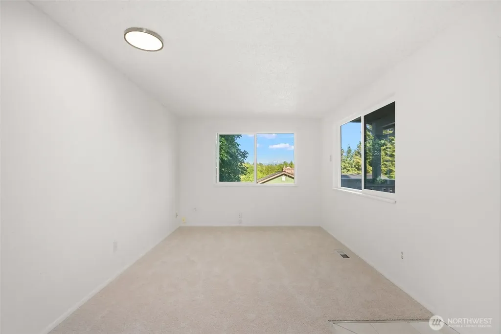 7910 NE Double Hitch Court Bremerton WA 98311