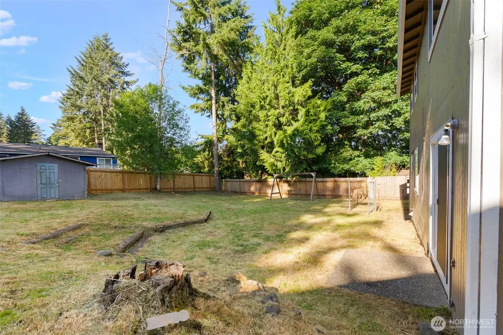 7910 NE Double Hitch Court Bremerton WA 98311