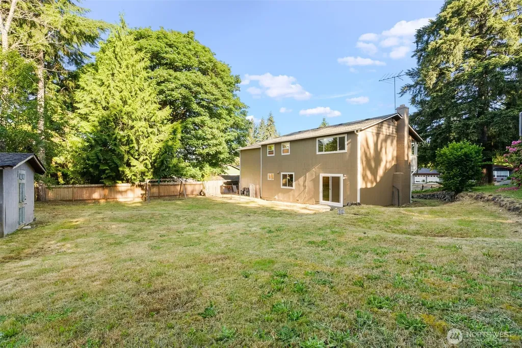 7910 NE Double Hitch Court Bremerton WA 98311
