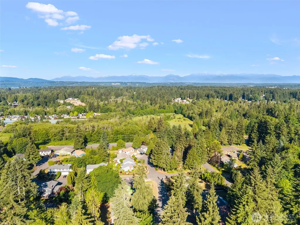 7910 NE Double Hitch Court Bremerton WA 98311