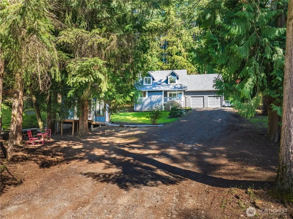 20017 Locust Way Lynnwood WA 98036