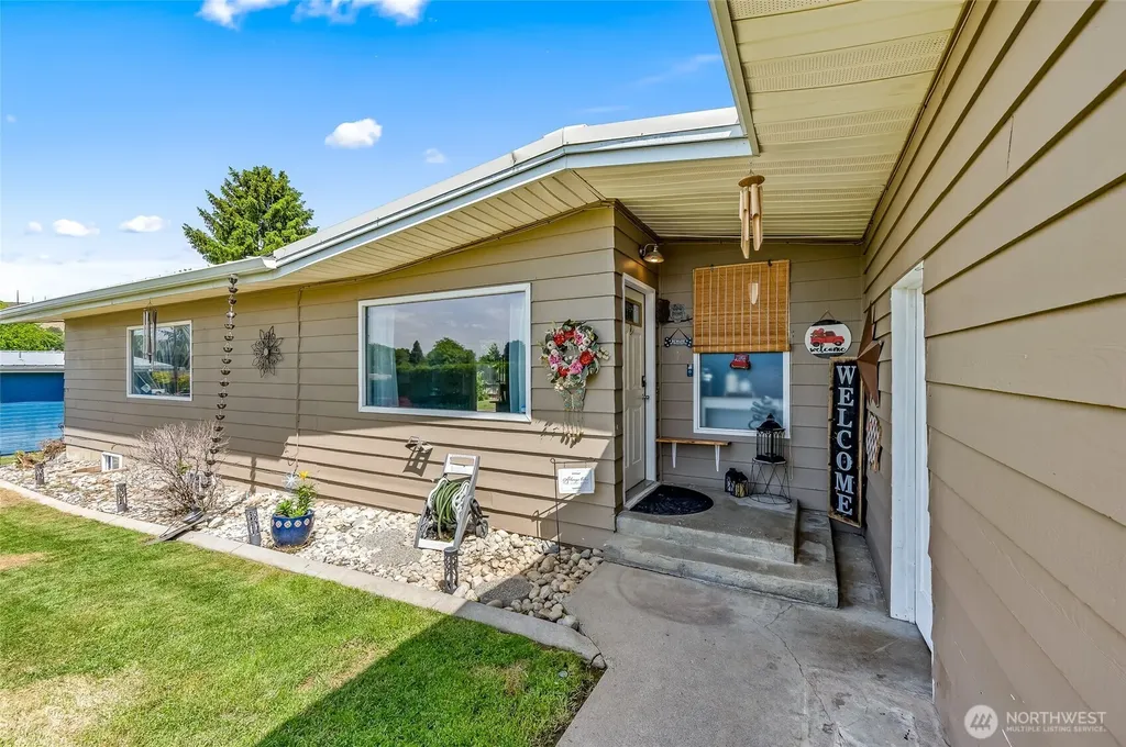 615 N Jerome East Wenatchee WA 98802