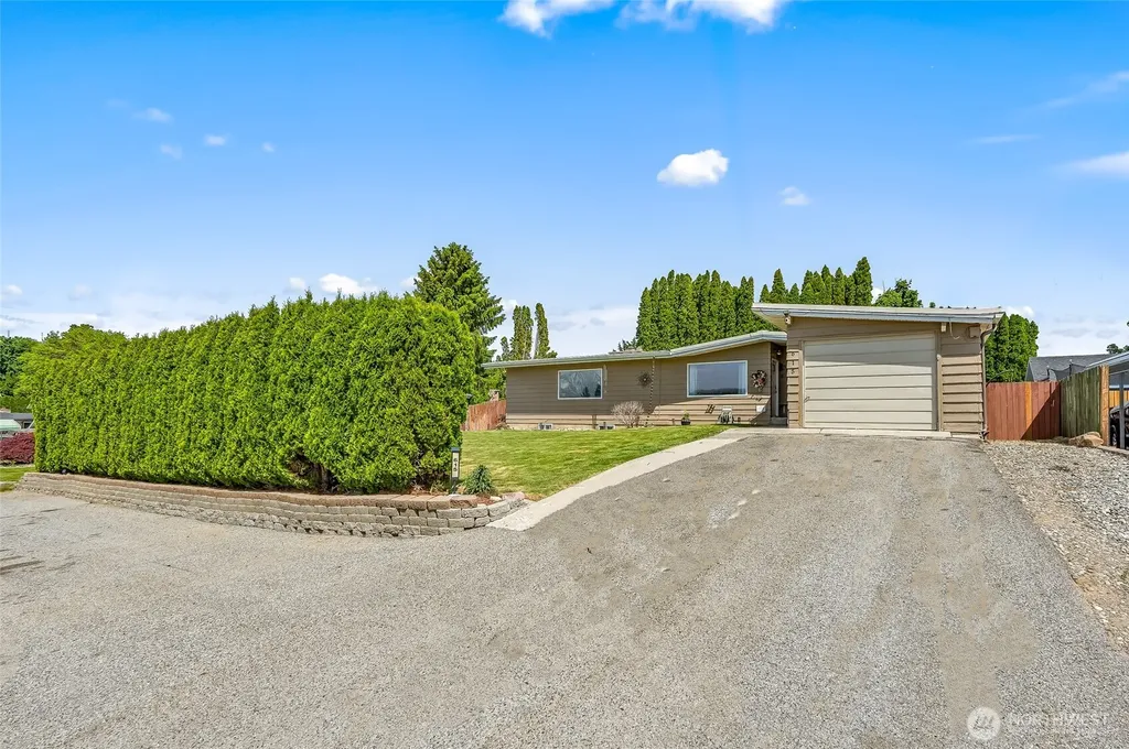 615 N Jerome East Wenatchee WA 98802