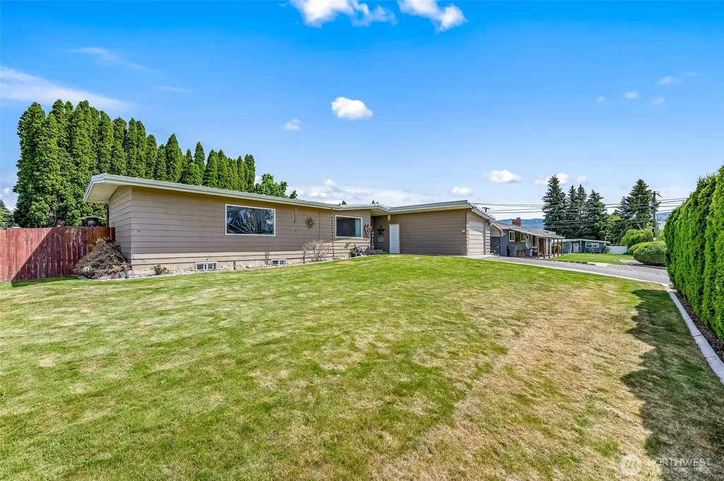 615 N Jerome East Wenatchee WA 98802