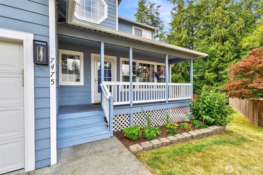 7475 Arcade Place NW Bremerton WA 98311