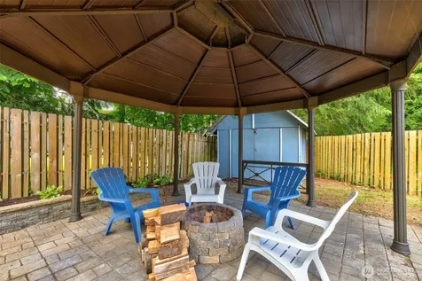 7475 Arcade Place NW Bremerton WA 98311