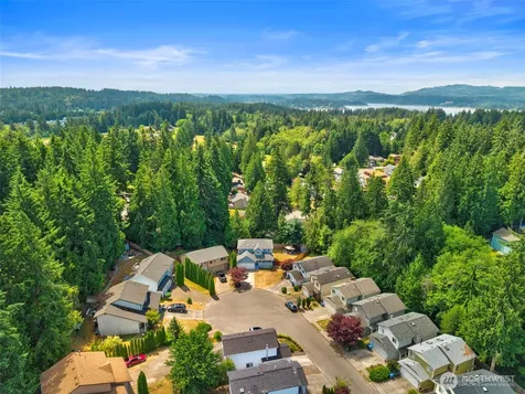 7475 Arcade Place NW Bremerton WA 98311