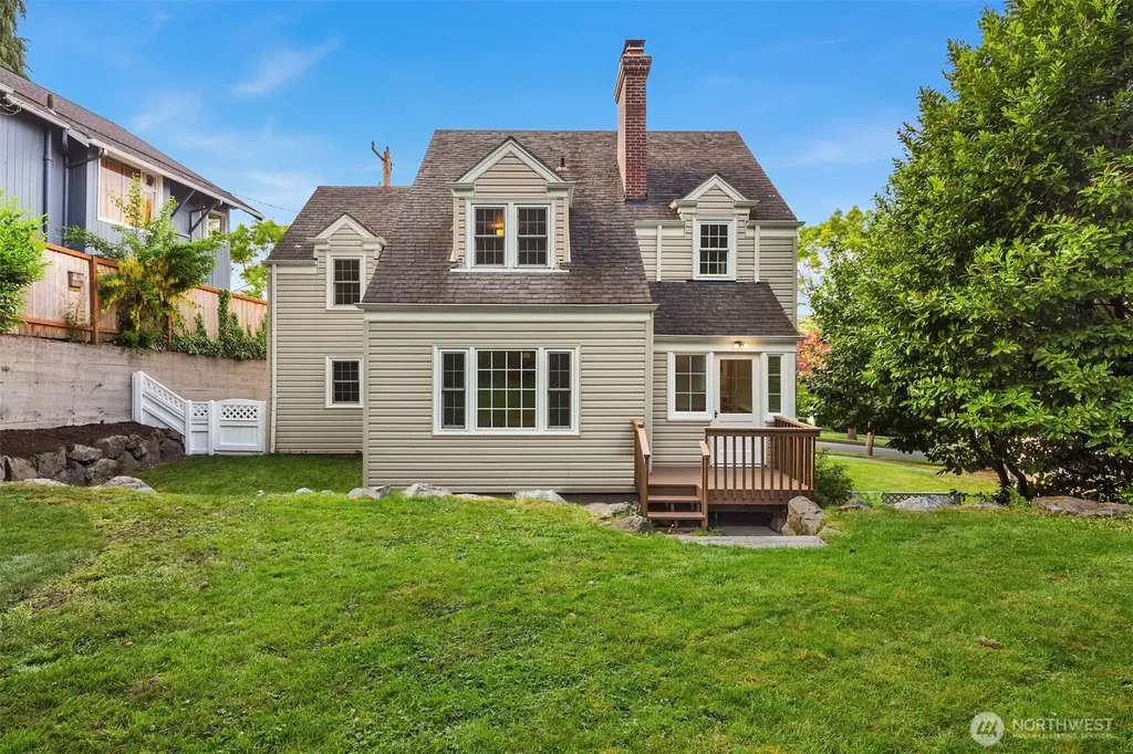 409 W Dravus Street Seattle WA 98119
